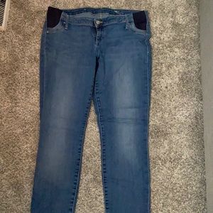 Gap Maternity stretch skinny jeans